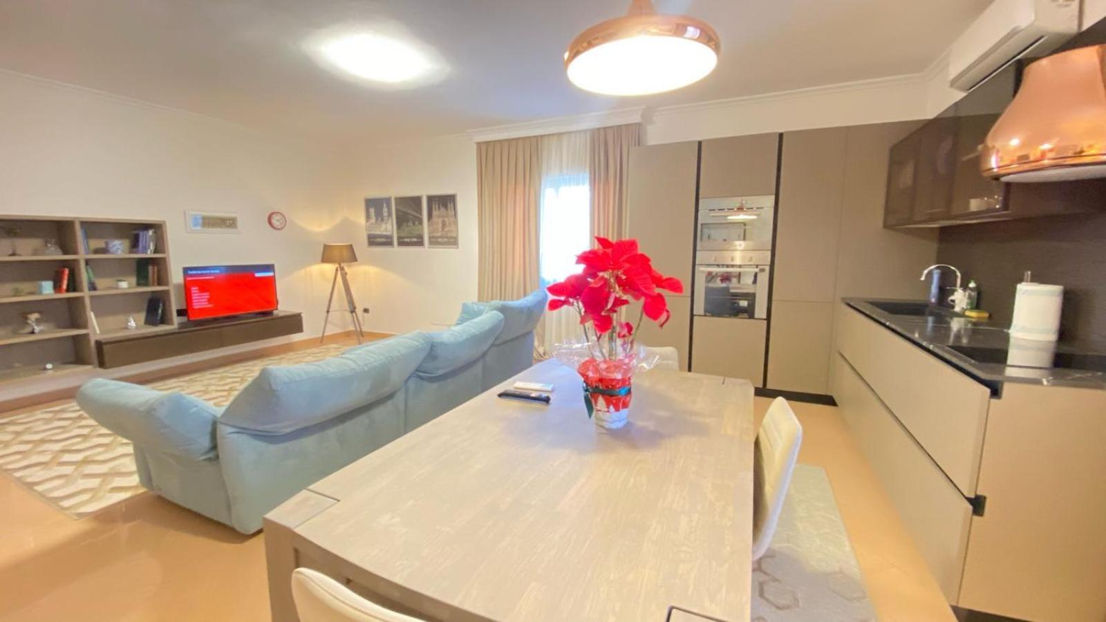 Villa Chaplin 地拉那 外观 照片