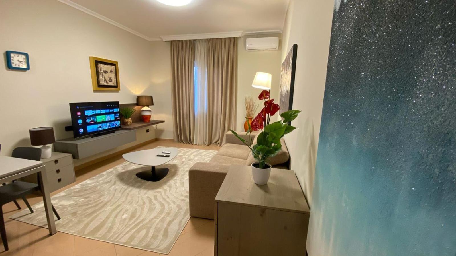 Villa Chaplin 地拉那 外观 照片