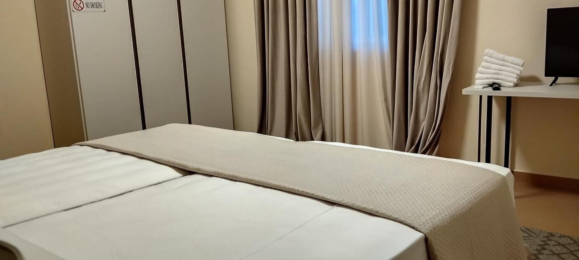 Villa Chaplin 地拉那 外观 照片